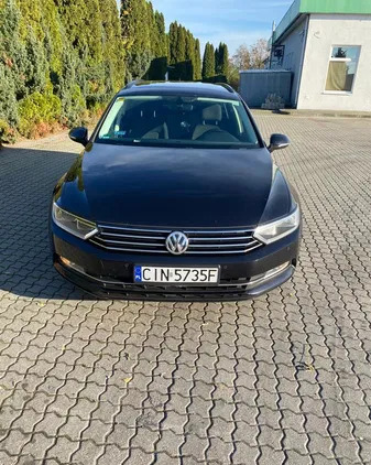 samochody osobowe Volkswagen Passat cena 49500 przebieg: 254000, rok produkcji 2015 z Inowrocław